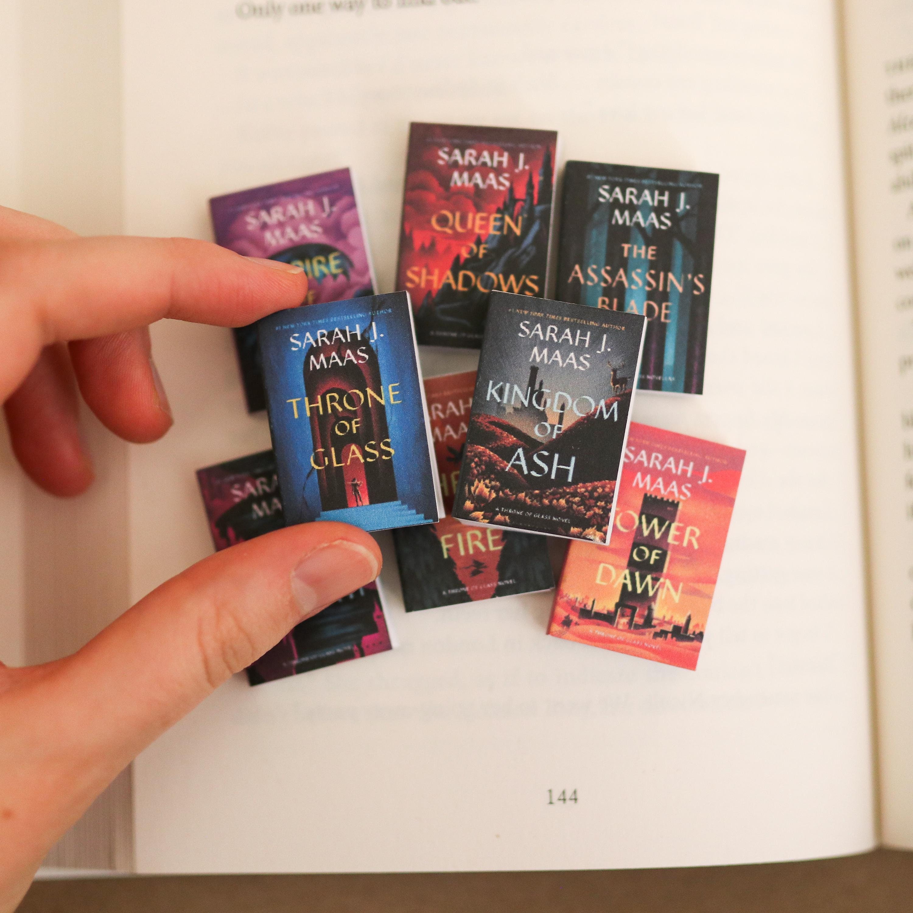 Handmade MINI Sarah J Maas Books (set of 8 mini books) fantasy a throne of glass series Miniature, tiny books booktok, kingdom of ash