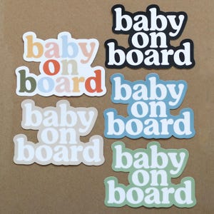 Modna naklejka na zderzak „Baby on Board” | pomysł na prezent Naklejka na samochód | Dekoracyjna naklejka na samochód | Odporna na warunki atmosferyczne naklejka na samochód 5,25", kolorowy zderzak