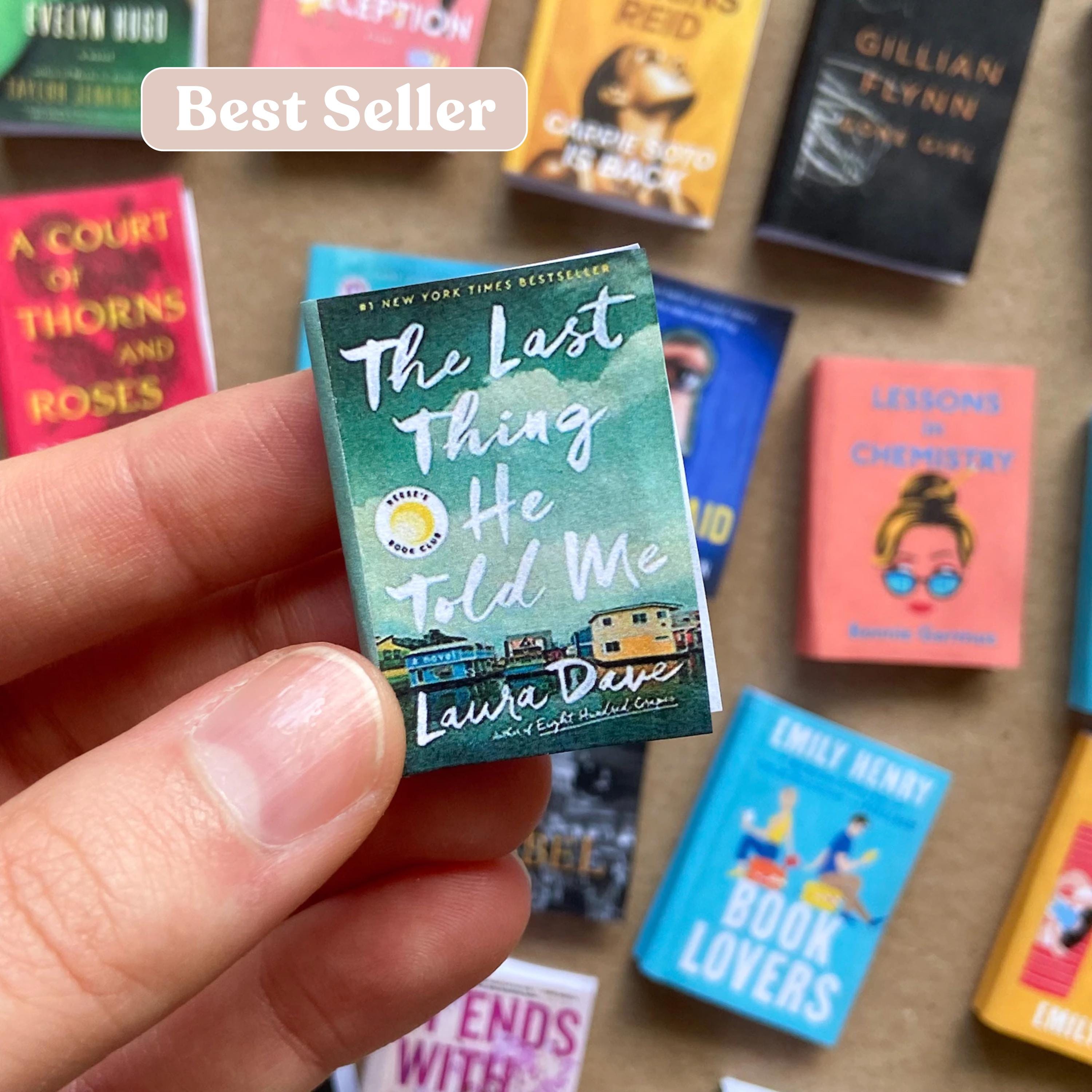 miniature books: 4,000 Years of Tiny… Miniature Book : 4,000 Years of Tiny Treasures by Julian I