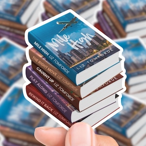 Pegatina de la pila de libros de Windy City / calcomanía de regalo para computadora portátil, pegatinas impermeables para botellas de agua, romance literario, romance deportivo, Mile High, Liz Tomforde
