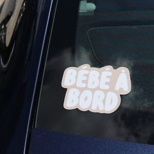 Bébé à Bord Bumper Sticker (French) | Décalque de voiture, vinyle décoratif, petit humain, cadeau de douche de bébé, cadeau de maman image 5