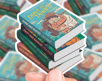 Pegatinas para pilas de libros Rebel Blue Ranch / pegatinas impermeables para portátiles y botellas de agua, ideales para amantes de los libros y la novela romántica. Hecho y terminado. Lyla Sage