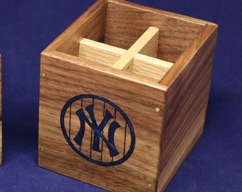 Wooden Holder Gift for Anniversary/Birthday Gift