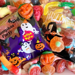 Halloween Gummy Sweets in Cellophane sealed bags, Halloween Pick N Mix Sweet Box,Trick or Treat ,Scary sweet,Hand made sweet treats, spooky