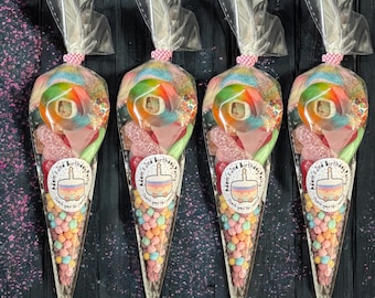 Cute Plush Toy Inspired Sweet Cones Party Favours – Pastel Birthday Party Bags – Personalised Pick & Mix Sweets – Kids Party Treats – Cake
