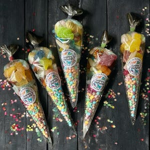 Personalised Dinosaur Party Sweet Cones Dino Party Favours Pre-filled Pick and Mix Sweets Kids Sweetcones Multicoloured Rainbow Dinosaur