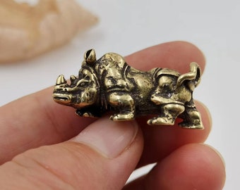 Brass Rhinoceros Statue Keychains Pendant Bag Pants Pendant Animal Figurines 