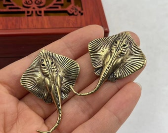 Get 2pcs Brass Stingray figurine ,Feng Shui Brass tingray Decor Statue,Figurines for sea Animal Sculpture,Collectibles Gift, fish pendant