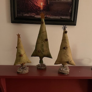 Primitive Christmas Trees, Christmas Trees