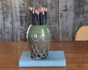 Small Arts and Crafts Style Flower Vase, 6&quot;