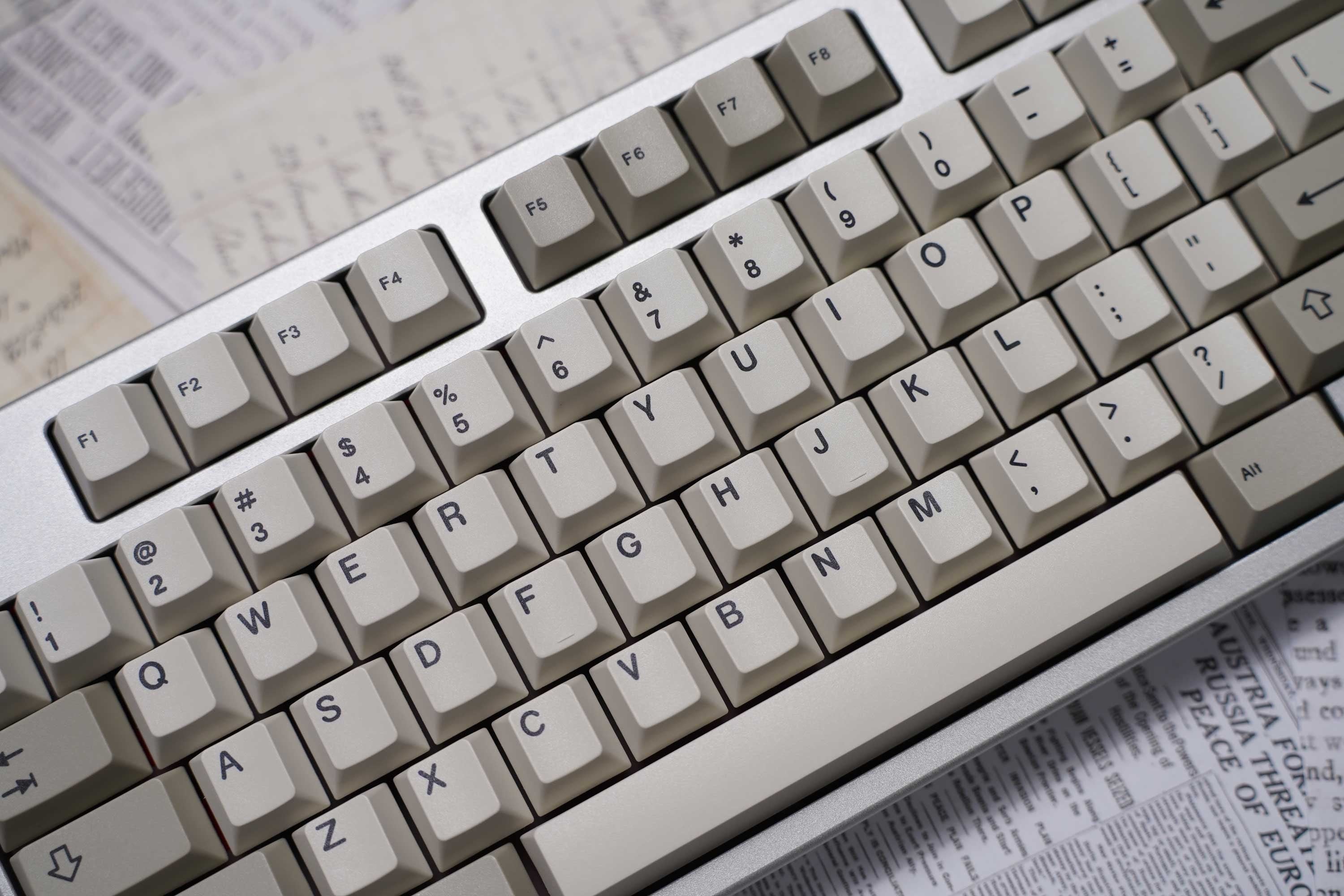 GMK birch base kit & space bar キーキャップ GMK Birch – CannonKeys