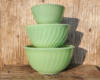 Fire King, Swirl, Mixing Bowls, Set of 3, Jadeite, Nesting, Anchor Hocking, Vintage, 1950&#39;s