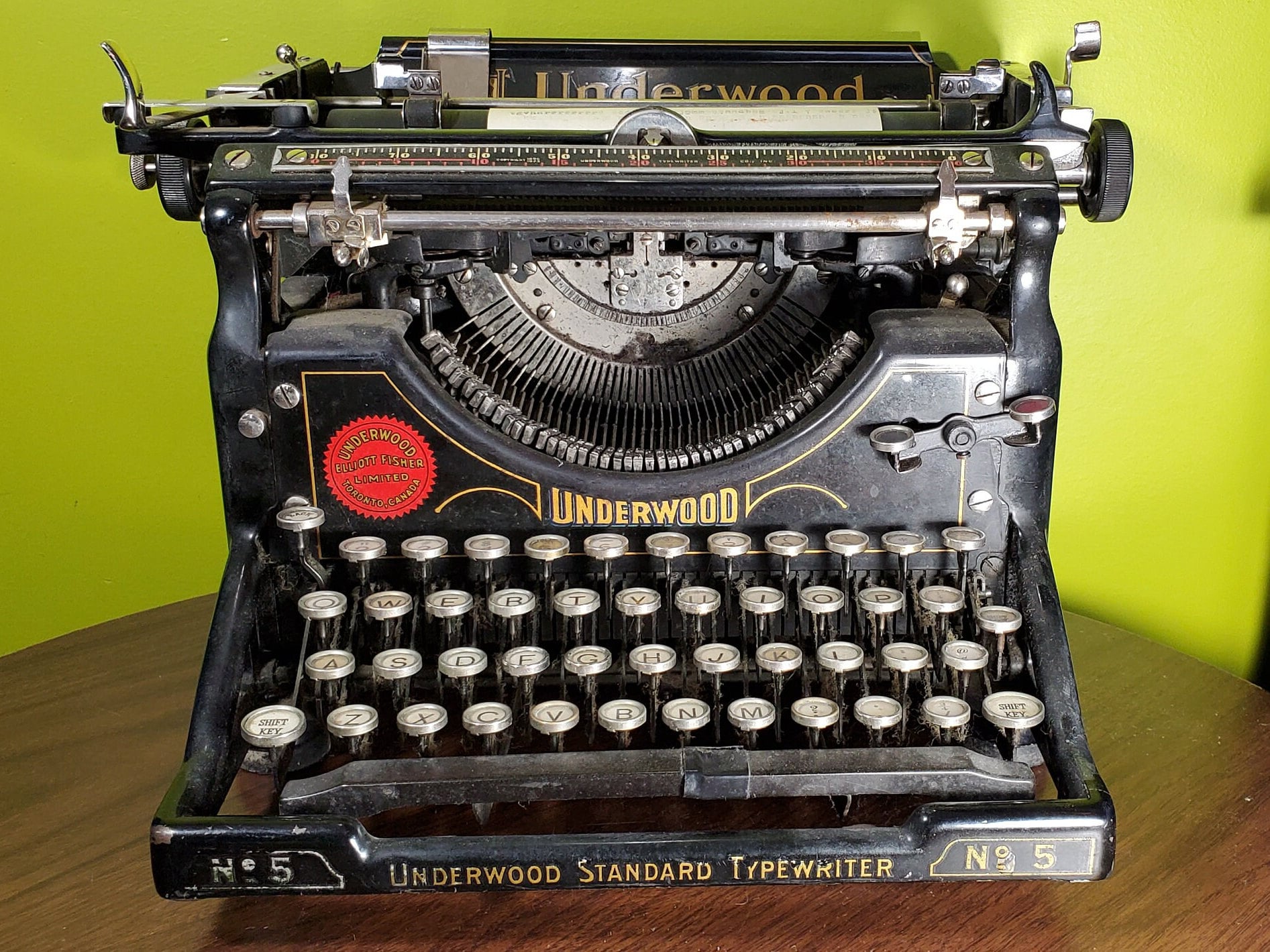 Antique Underwood Typewriter No. 5, W/ Original Cover (spacebar