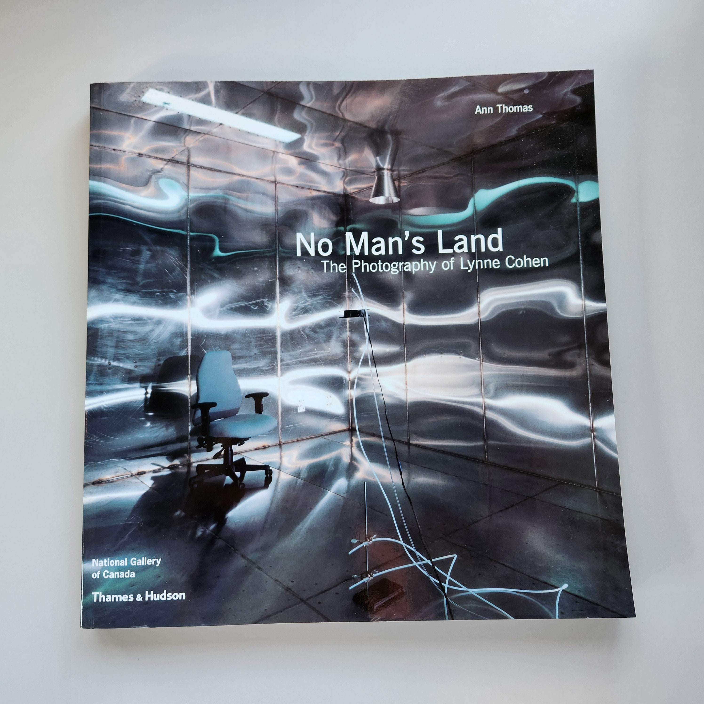 No Man's Land　Lynne Cohen　リン・コーエン Book, No Man's Land: the Photography of Lynn Cohen, Art
