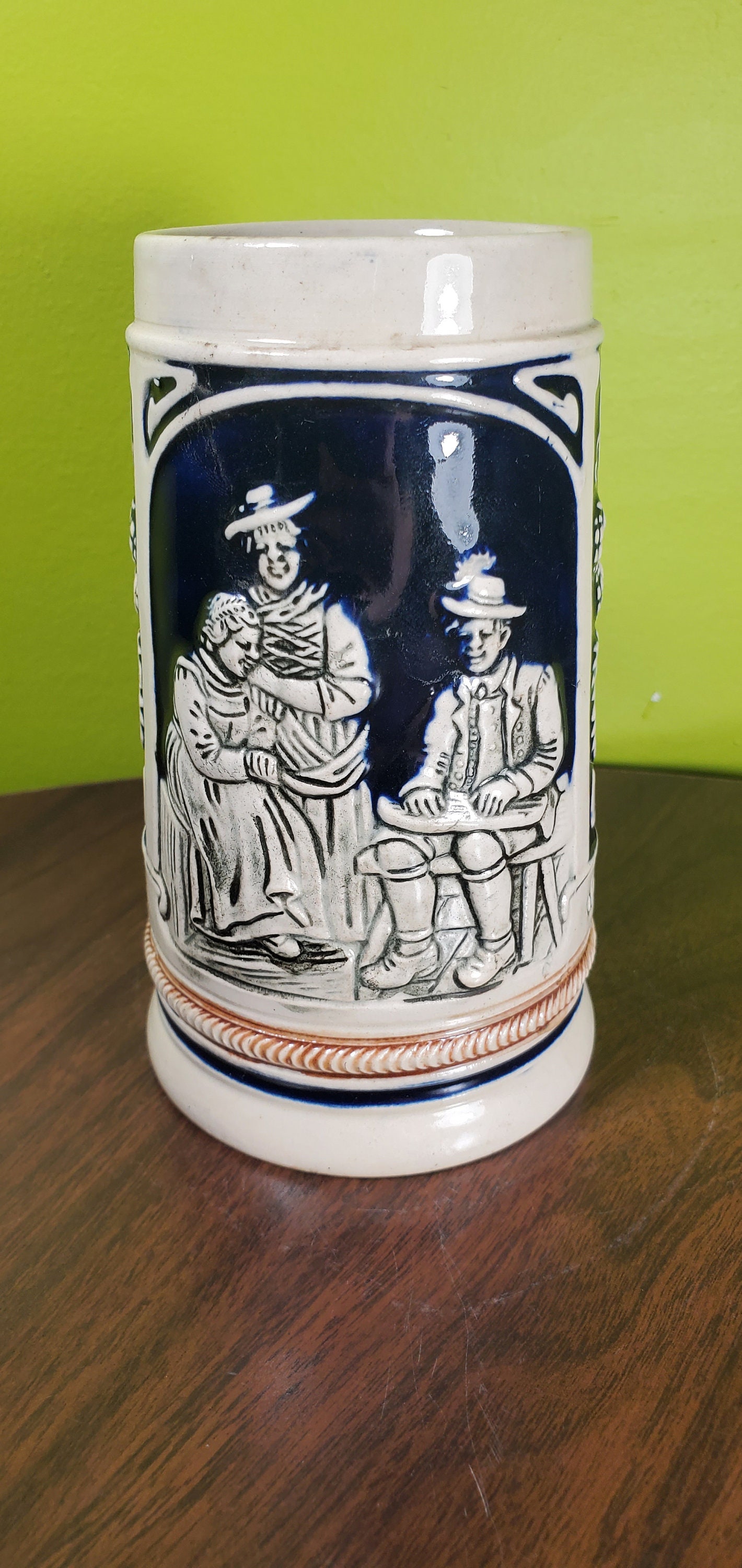 Ｇｌｕｈｅｎ～Ｄａｓ　Ｅｗｉｇｅ　Ｄａｓｅｉｎ Vintage Antique German Stein, Beer Drinking: 