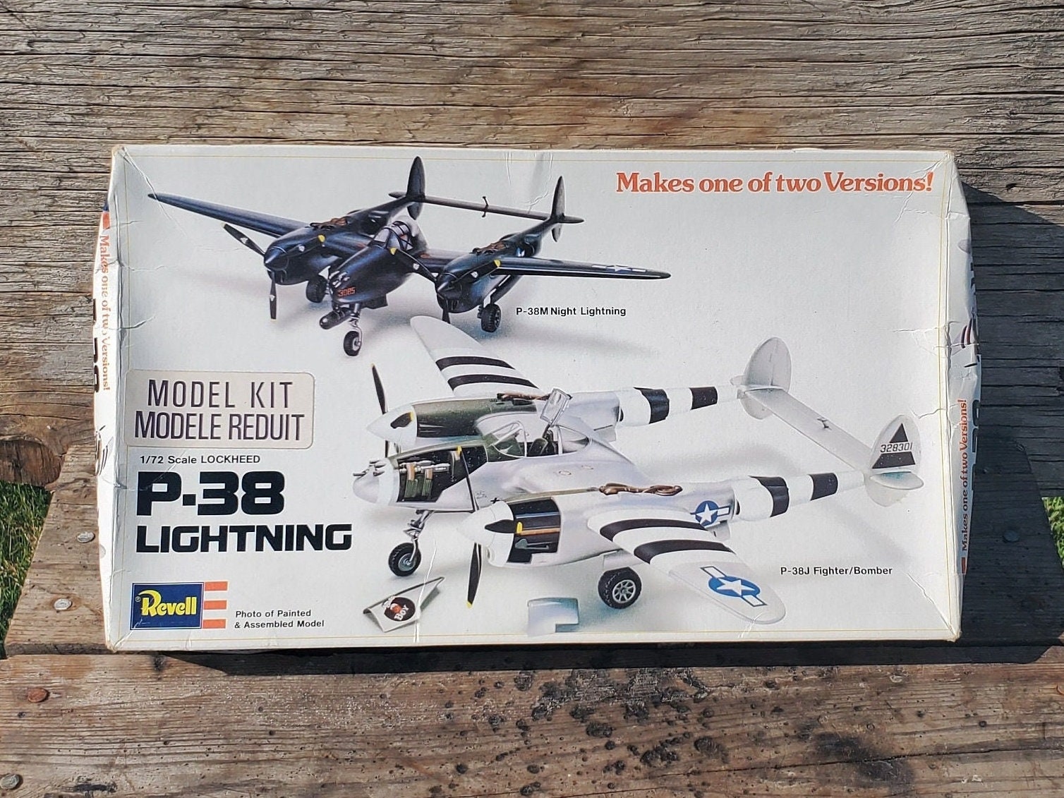 Model Aeroplane P-38 Lightning , Revall, 1/72 Scale, Lockheed