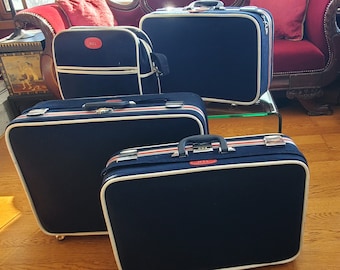 Vintage Skyway Luggage, Set of 4