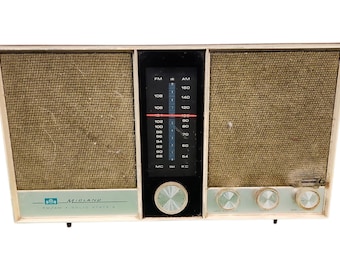 1970年代のヴィンテージ東芝木製ラジオ：FM/AM 2バンド（動作しません 
