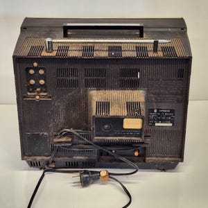 Television, Hitachi P-42 CRT, Turns On, Retro TV, Made in Japan ...