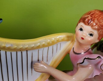 ヴィンテージ磁器製オルゴール ハープを演奏する女性像（回転式
