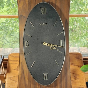 Vintage Caravelle Transistorized Working Wall Clock