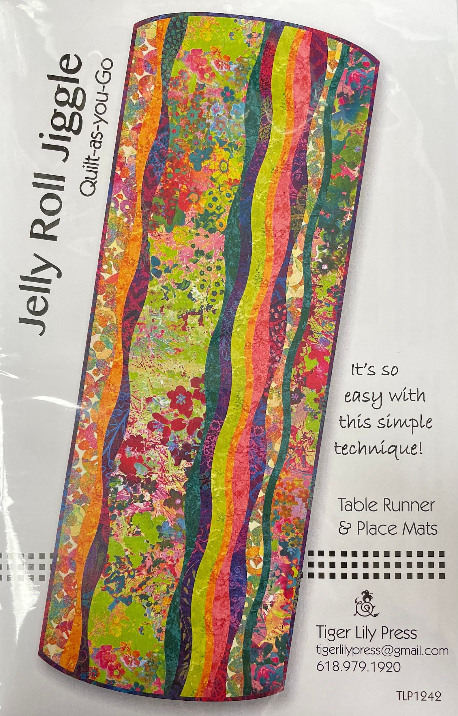 Riptide Jelly Roll Jiggle Table Runner COMPLETE KIT Includes Etsy