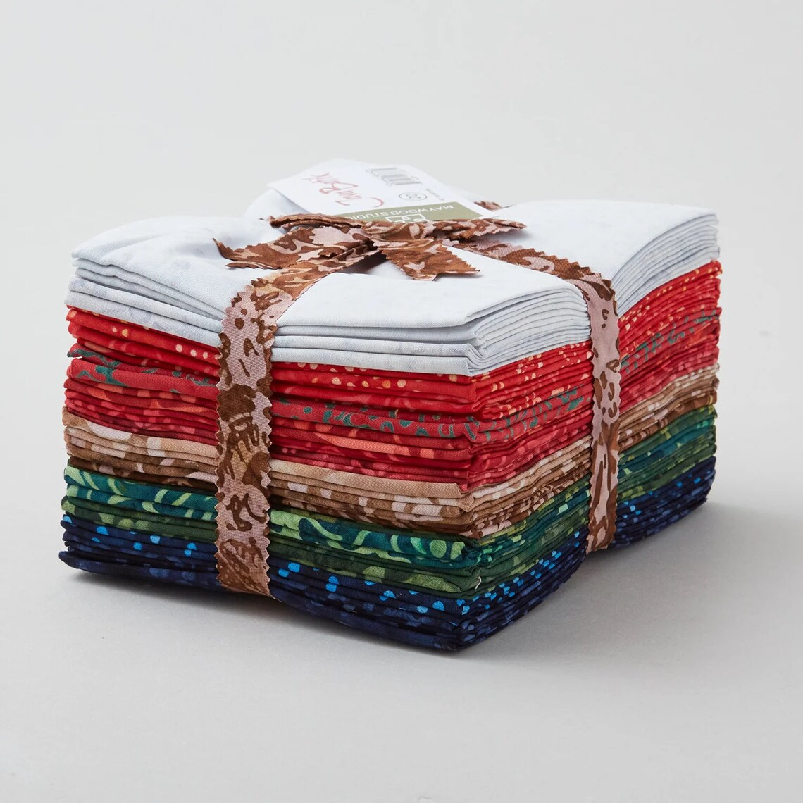 Java Batiks by Maywood Studio - Holiday Favorites - Fat Quarter Bundle ...