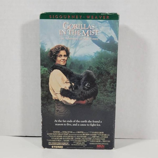 Vintage 1989 Gorillas in the Mist The Adventure of Dian Fossey VHS  Sigourney Weaver  MCA
