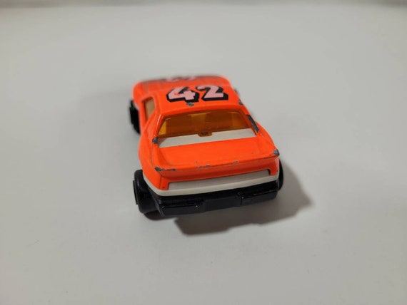 ヴィンテージ 80 年代 マジョレット ポンティアック フィエロ #42 蛍光