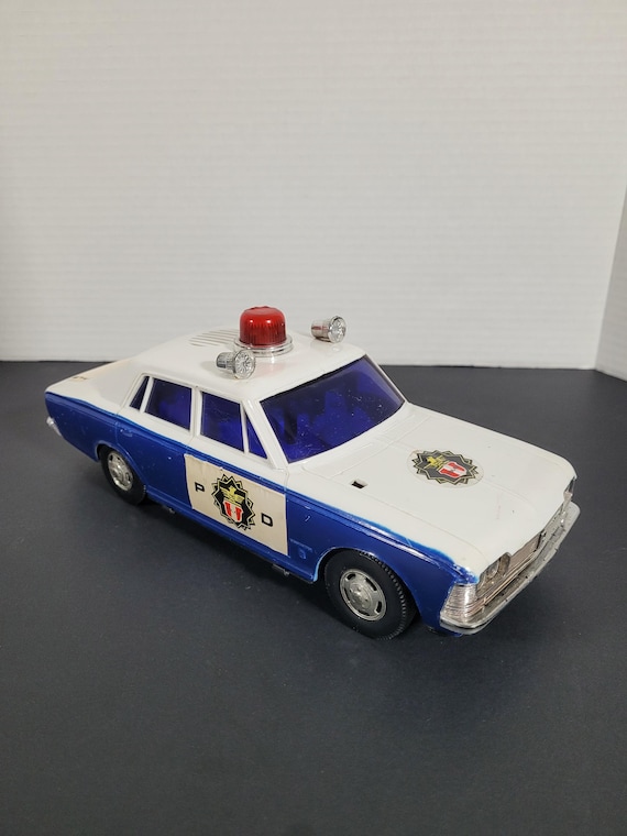 Vintage Japan 1970 Yonezawa Toys Talking Police Car Code Battery