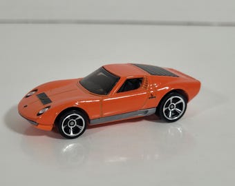 Hot Wheels Lamborghini Miura P400 SV Die-cast Toy Car/awesome