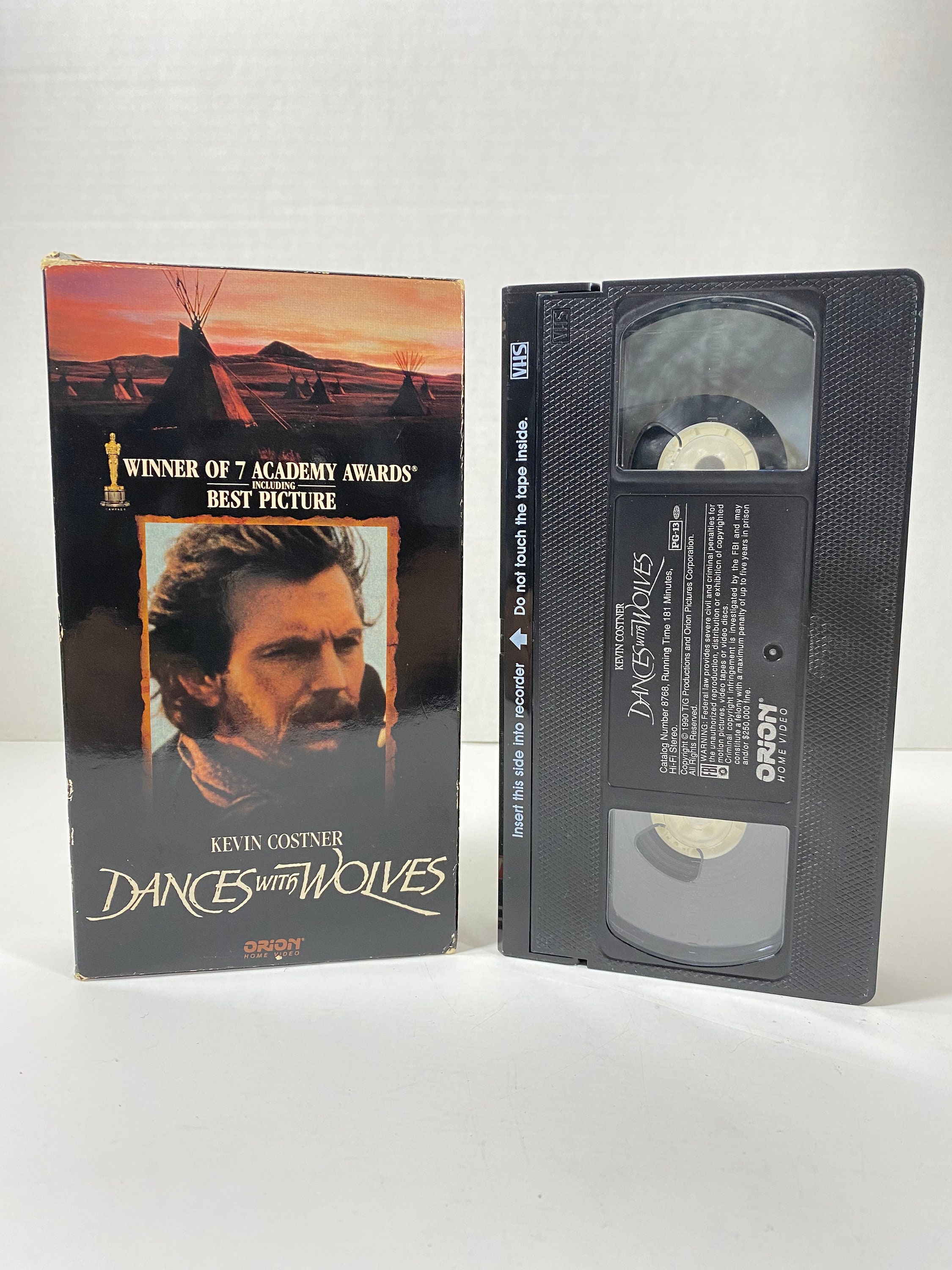 Vintage 1991 Dances With Wolves VHS - Starring: Kevin Costner