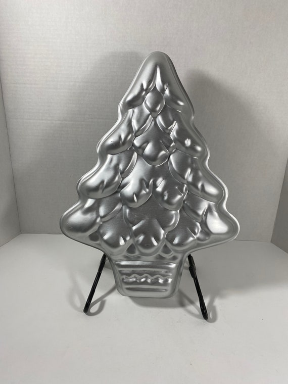 Vintage Wilton Christmas Tree Cake Pans With Stand 1979 3