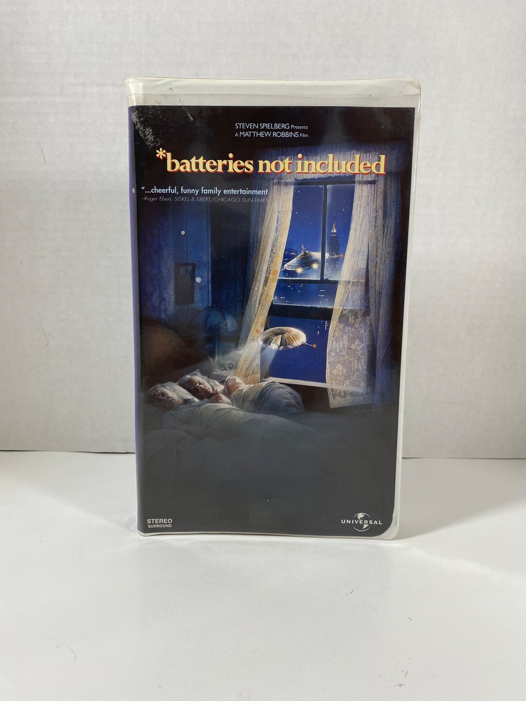 Vintage 1987 batteries Not Included Clamshell VHS Starring Hume Cronyn