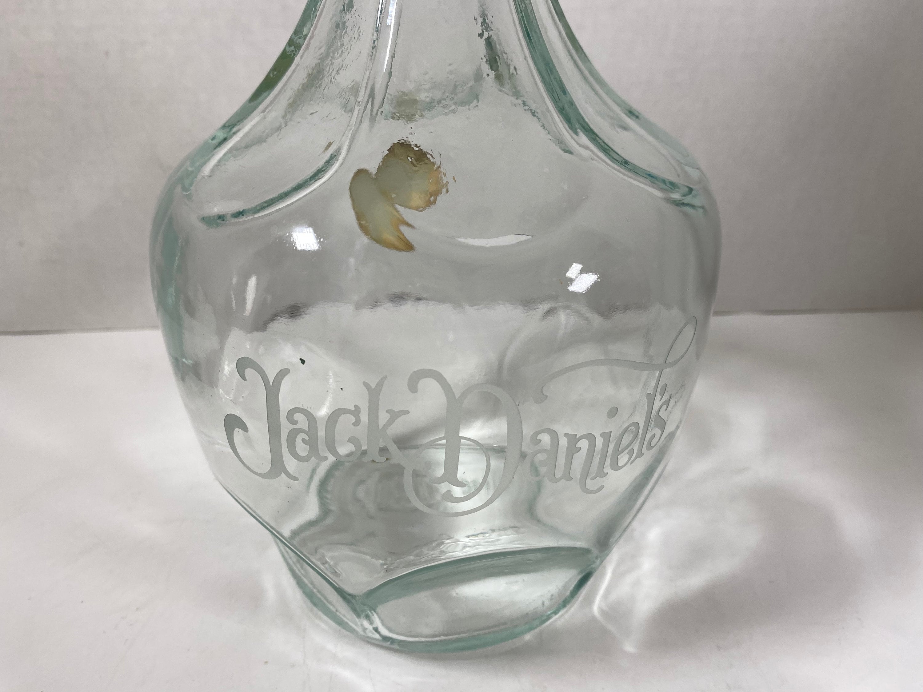 Vintage 1979 Jack Daniel's “belle of Lincoln” Glass 1.75L Vintage 1979 Jack Daniel's “belle of Lincoln” Glass 1.75L
