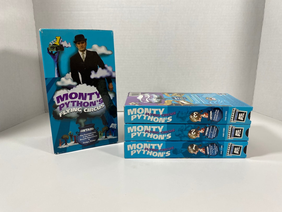 その他 Monty Python's Flying Circus: Set 4 [VHS] Monty Python's Flying Circus - Box Set 4 [VHS], Good VHS, The Fred