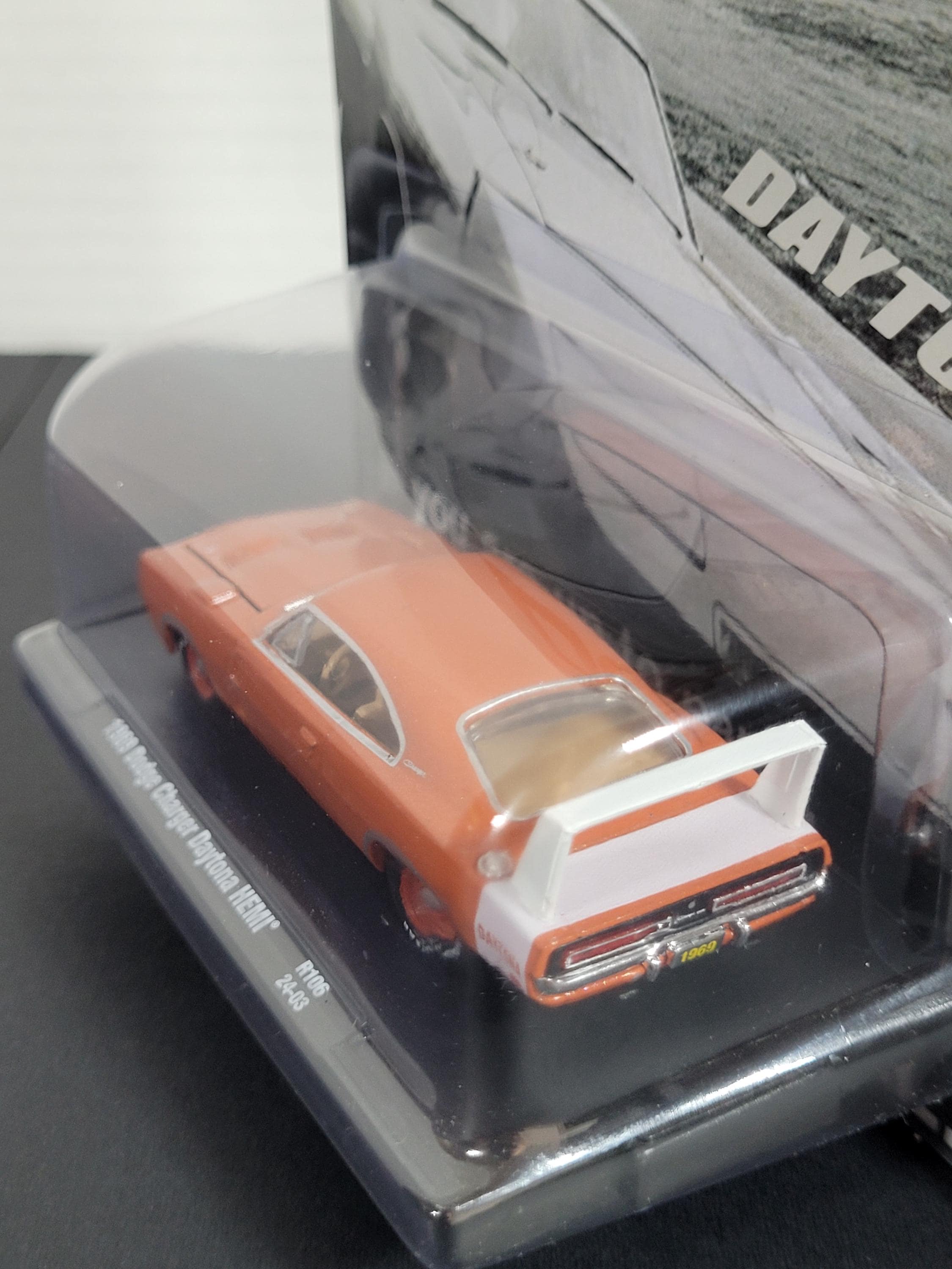 M2 Machines 1969 Dodge Charger Daytona HEMI Die-cast Toy Car