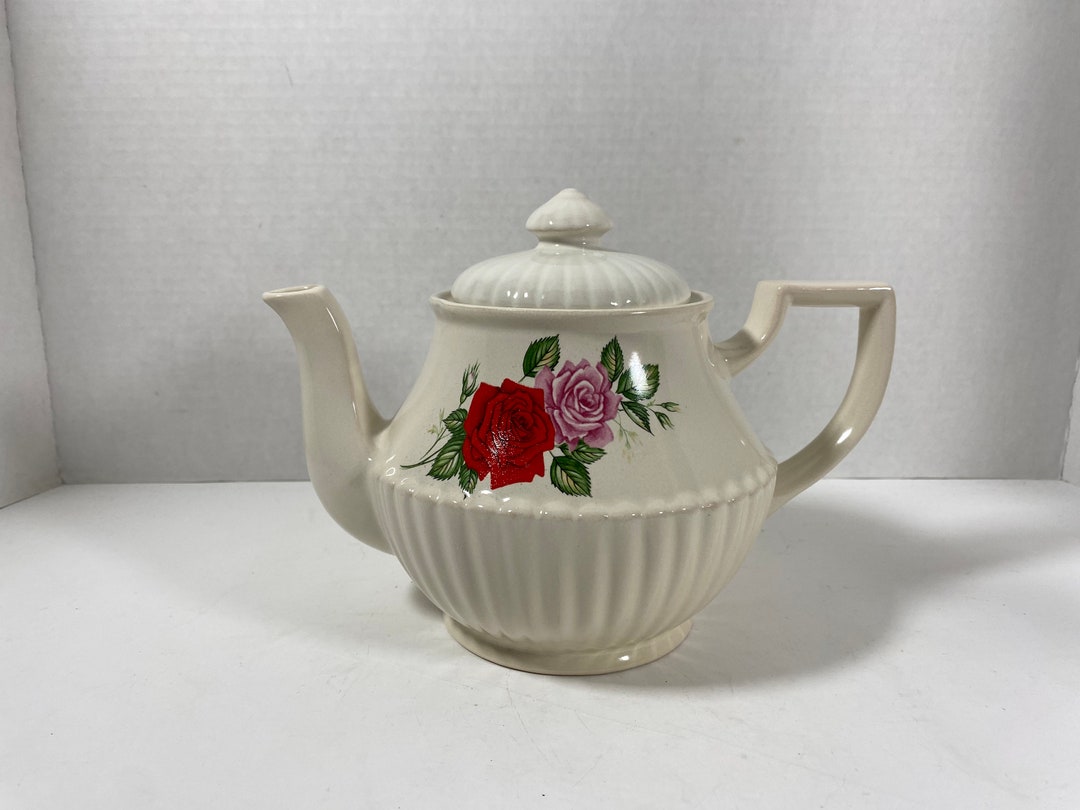 Vintage & RARE 1970s Northland Stoneware Japan Ceramic Teapot With Red