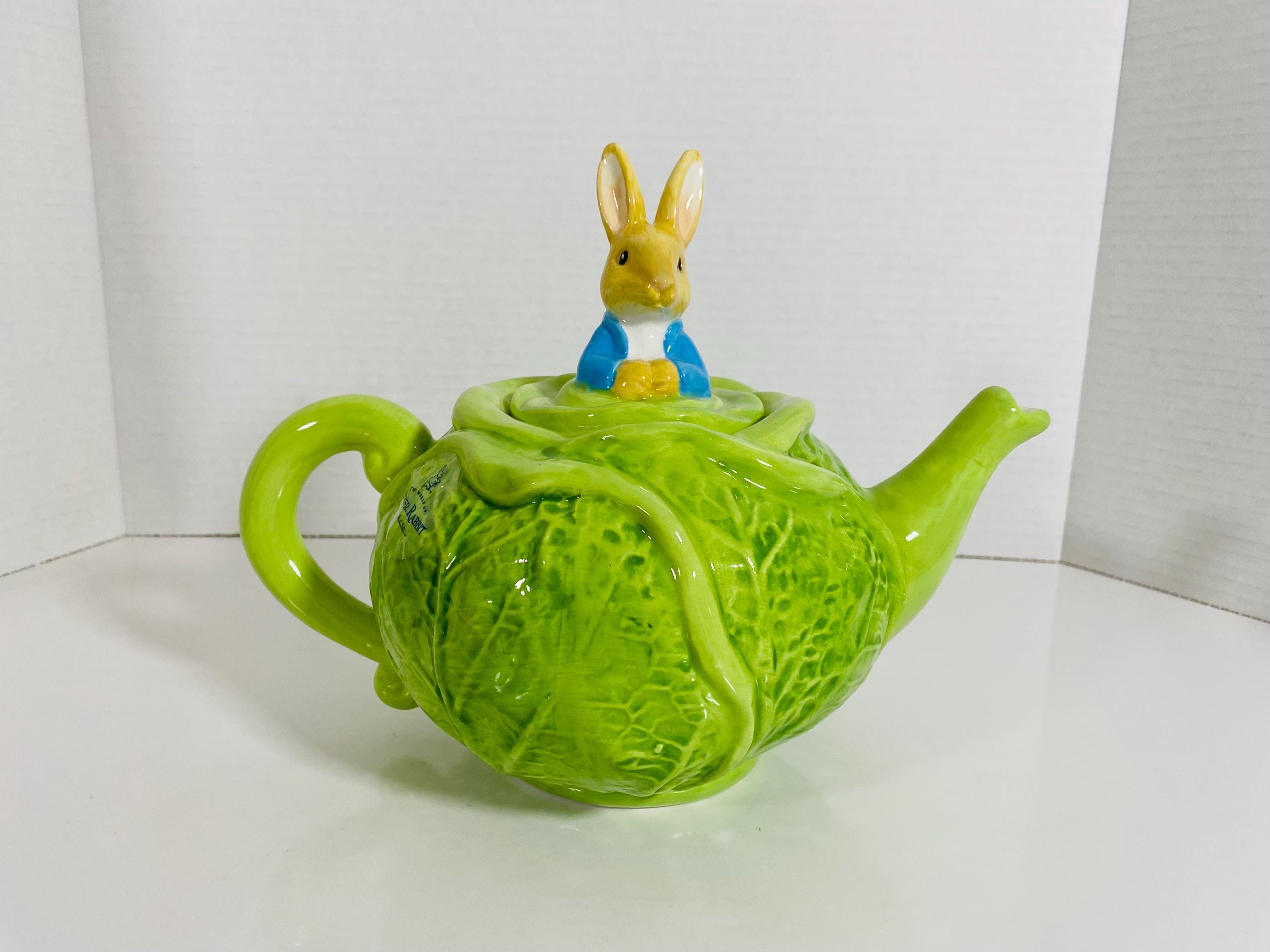 Beatrix Potter Peter Rabbit Ceramic Cabbage Shaped Tea Pot