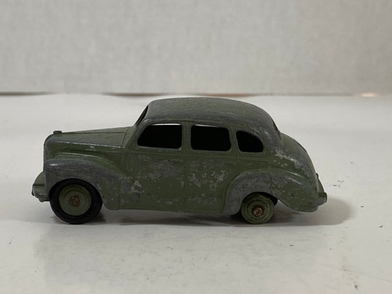 Dinky diecast cars outlet