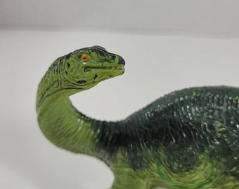 Vintage 1988 Safari - The Carnegie Collection Apatosaurus Dinosaur Figure/Animal Figure
