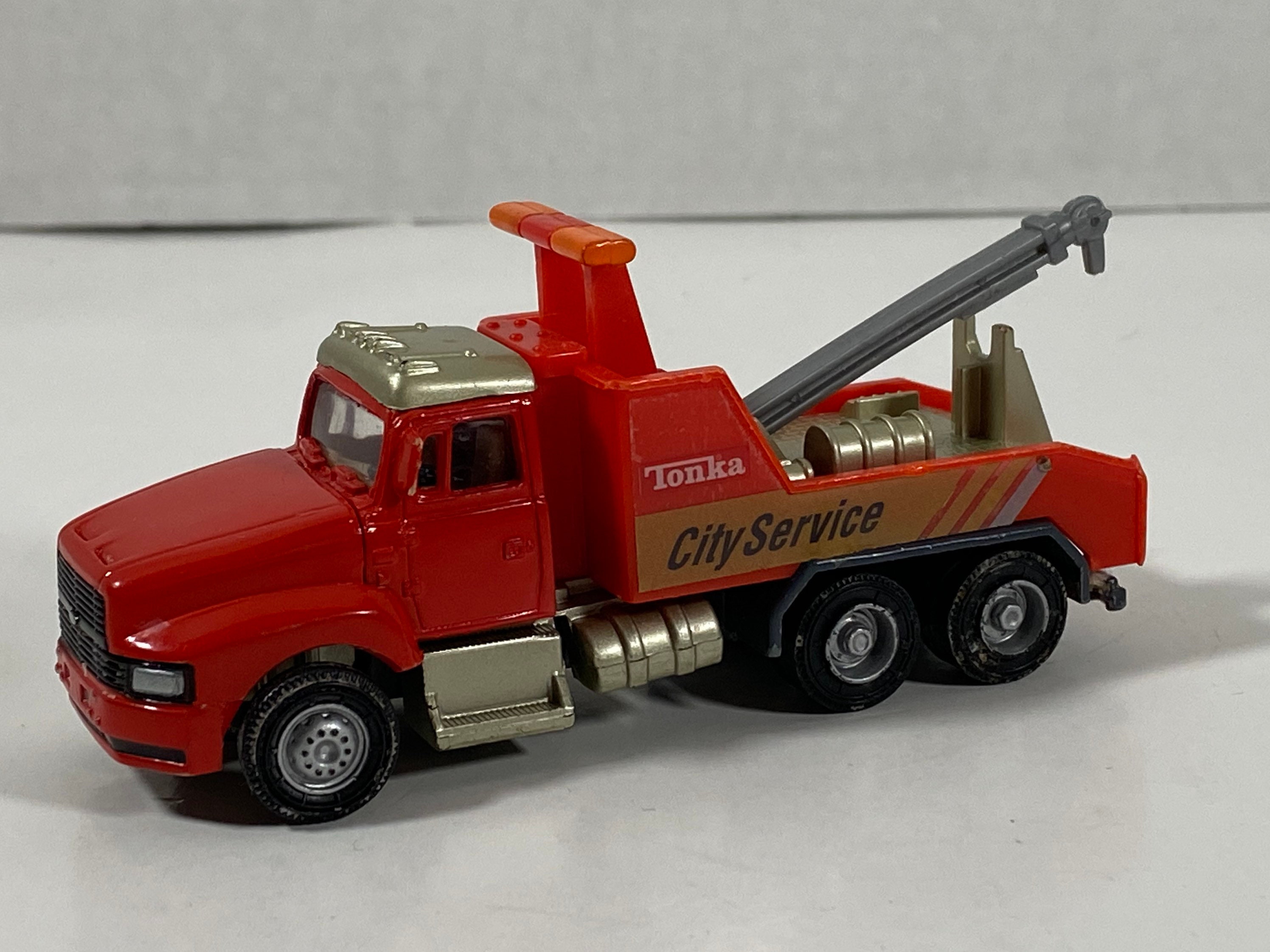 Vintage & RARE 1998 Kentoys-tonka City Service Die-cast Tow Truck