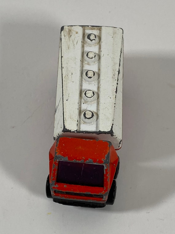Vintage 1973 Matchbox Lesney Superfast Freeway Gas Tanker No. 63