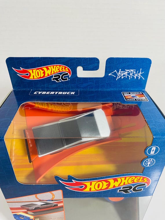 Hot Wheels Tesla Cybertruck 1:64 RC Toy Car *brand New
