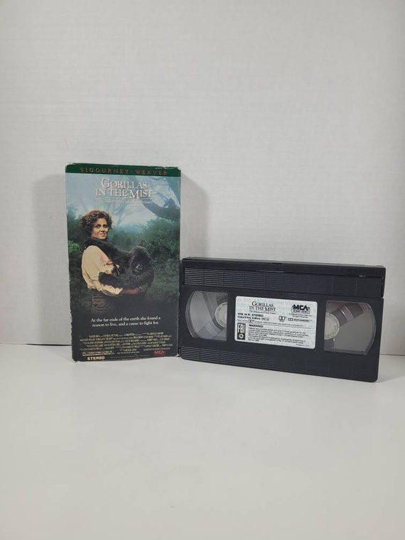Vintage 1989 Gorillas in the Mist the Adventure of Dian Fossey VHS