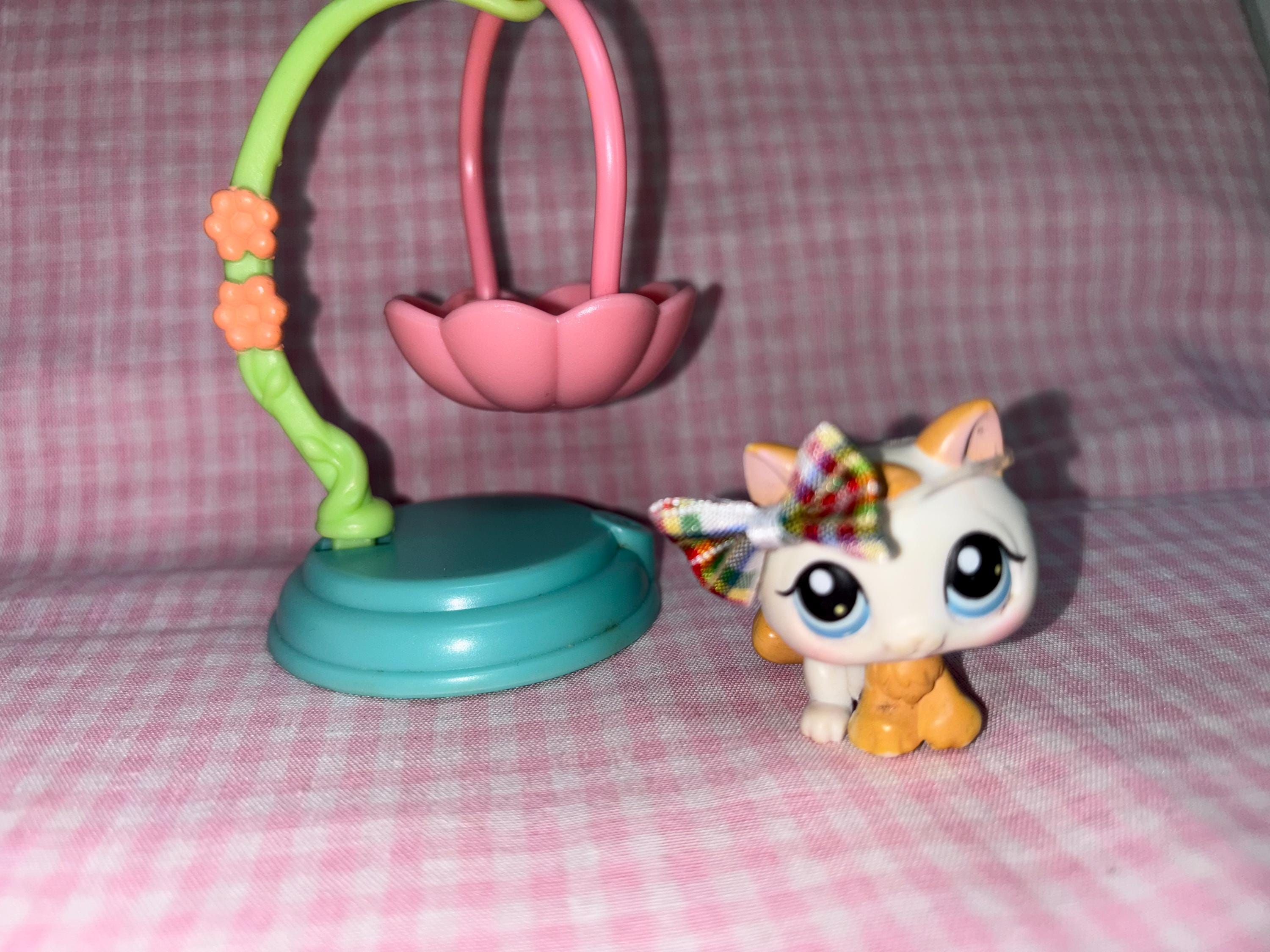Discontinued Rare LPS Littlest Pet Shop Kitten With Handmade Bow