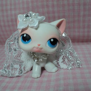 Lps white shorthair cat hot sale