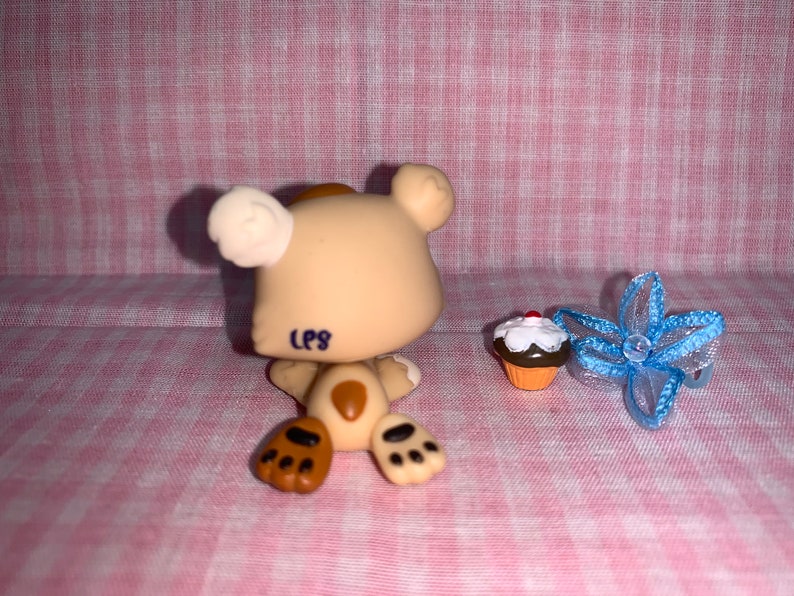 Discontinued Rare LPS Littlest Pet Shop Cub With Handmade Bow Cup Cake ...