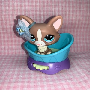 Discontinued Rare Littlest Pet Shop LPS Chihuahua with Handmade Bow Turning Bed