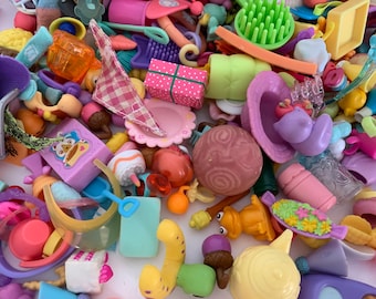 Littlest Pet Shop LPS Lot of 10 pc Accessories in Gift Bag Random Picked Suprise Lot